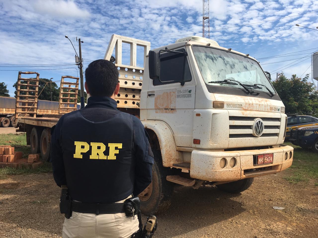 PRF RECUPERA VEÍCULO FURTADO EM MATO GROSSO - News Rondônia