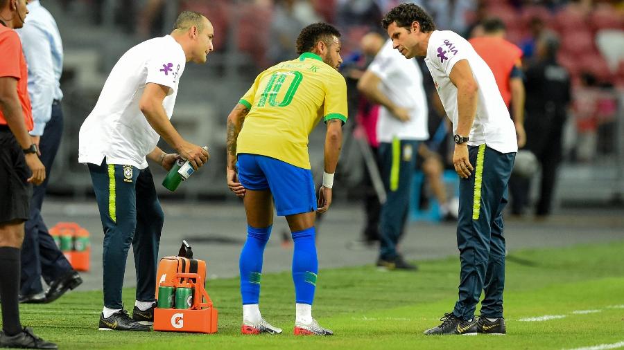 NEYMAR FICARÁ FORA DOS GRAMADOS POR 4 SEMANAS APÓS LESÃO COM A SELEÇÃO - News Rondônia