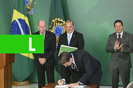 BOLSONARO ASSINA DECRETO QUE FLEXIBILIZA A POSSE DE ARMAS - News Rondônia