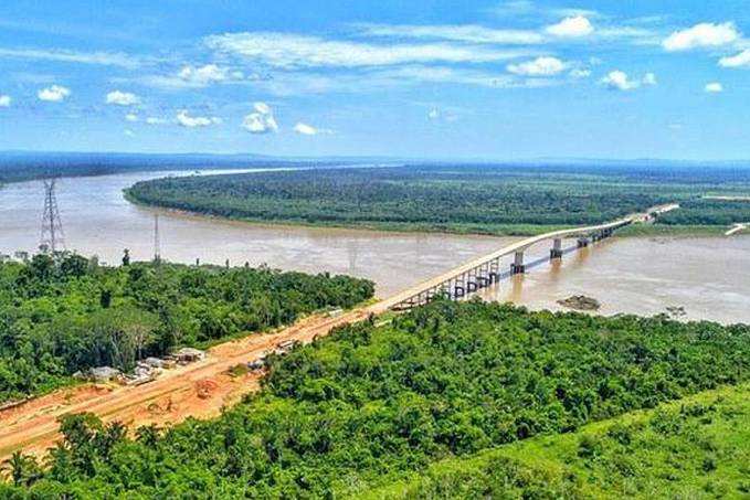 Bolsonaro promete inaugurar a ponte do Abunã daqui a 20 dias. Obstáculo é a falta de aço no mercado - News Rondônia