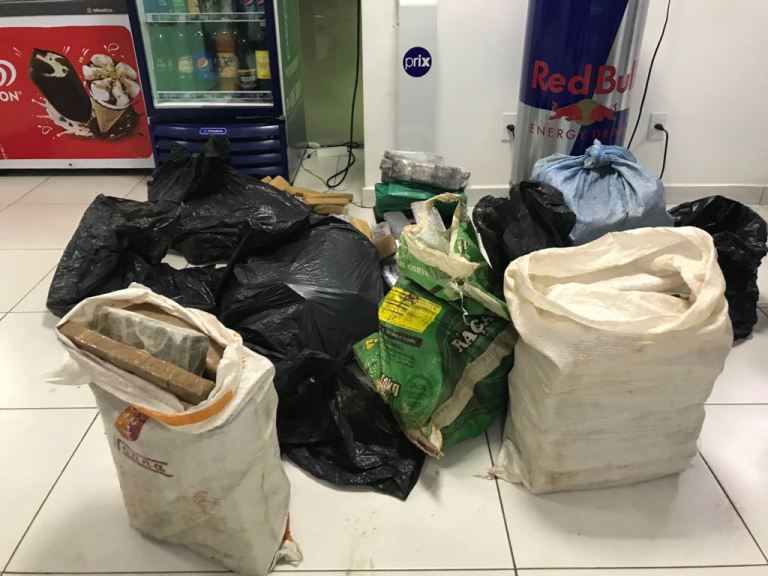 BOPE APREENDE MAIS DE 300KG DE MACONHA DURANTE A MADRUGADA EM RIO BRANCO - News Rondônia