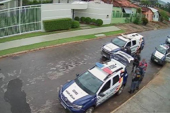 Filho tenta matar mãe de 71 anos com tiro de espingarda - News Rondônia