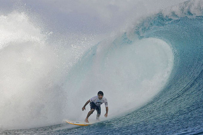 Última etapa do mundial de surfe no Taiti é cancelada - News Rondônia