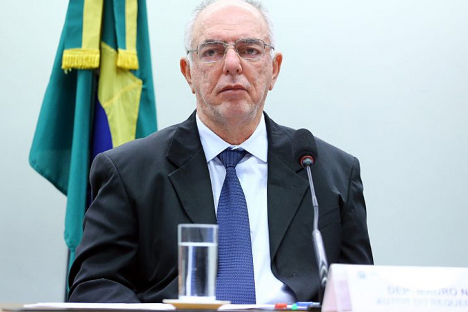 Comissão do trabalho aprova parecer de Nazif sobre projeto que assegura exames médicos de graça no SUS para candidatos de baixa renda em concursos públicos - News Rondônia