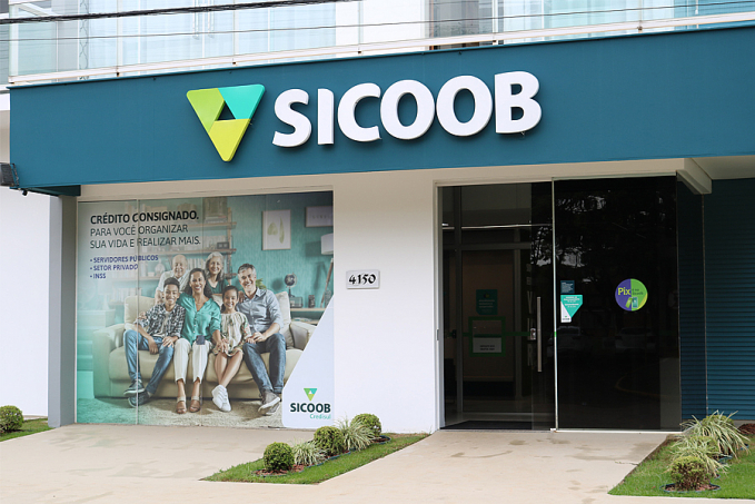 Agência Sicoob Credisul no Jardim América, em Vilhena (RO), é reaberta com novo layout e espaço para café - News Rondônia