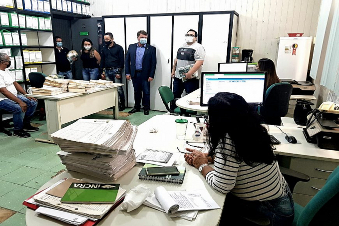 CONTRATAÇÃO - Mais de três mil candidatos se inscreveram para o processo seletivo de contratação imediata para atuar na regularização fundiária - News Rondônia