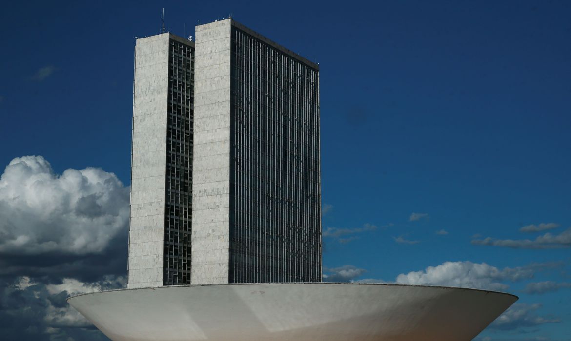 MP que permite renegociar dívidas de fundos regionais é aprovada - News Rondônia