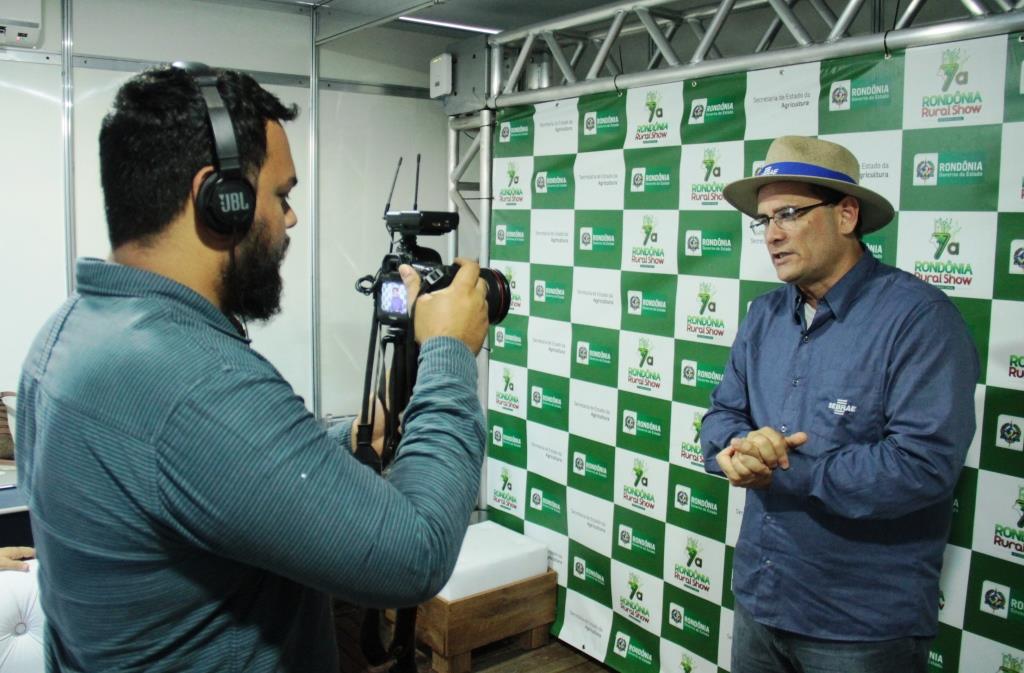 GOVERNADOR ANUNCIA MEDIDAS PARA GARANTIR ABASTECIMENTO DE SETORES ESSENCIAIS EM RONDÔNIA - News Rondônia
