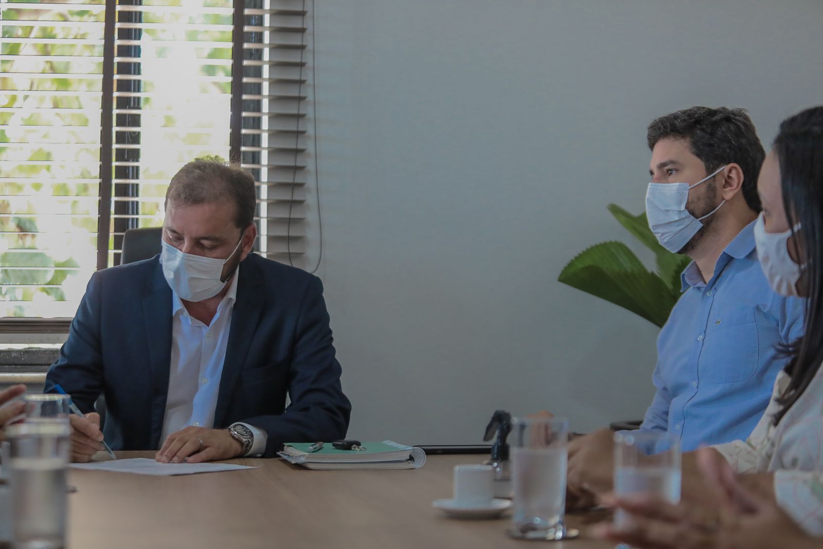 Prefeito assina ordem de serviço para reforma do Centro Integrado da Criança e do Adolescente - News Rondônia