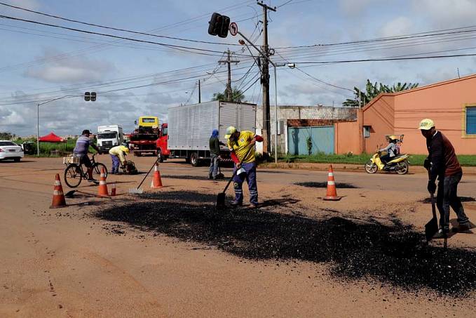 Reparos e manutenção contemplam várias ruas e avenidas da capital - News Rondônia