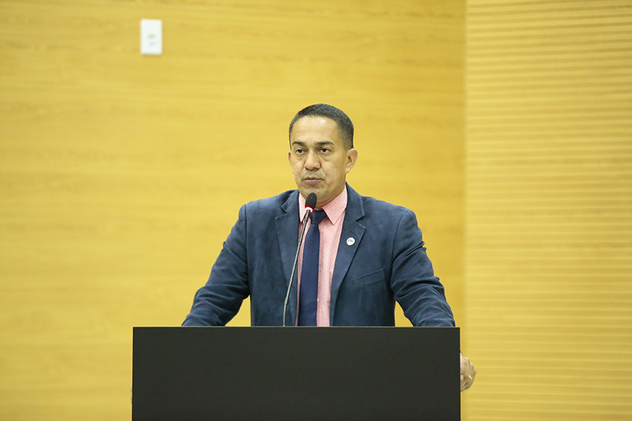 INVESTIMENTO: Sargento Eyder Brasil destina emenda para construção de academia ao ar livre em Presidente Médici - News Rondônia