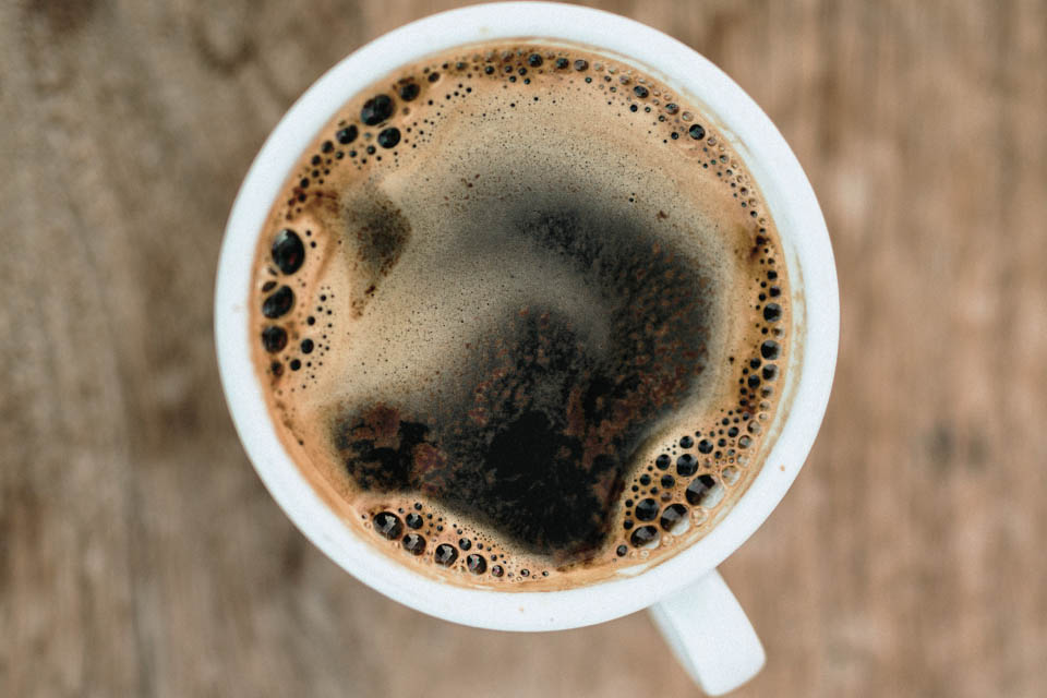 TOMAR 3 XÍCARAS DE CAFÉ POR DIA ELEVA EM 4 VEZES RISCO DE PRESSÃO ALTA - News Rondônia