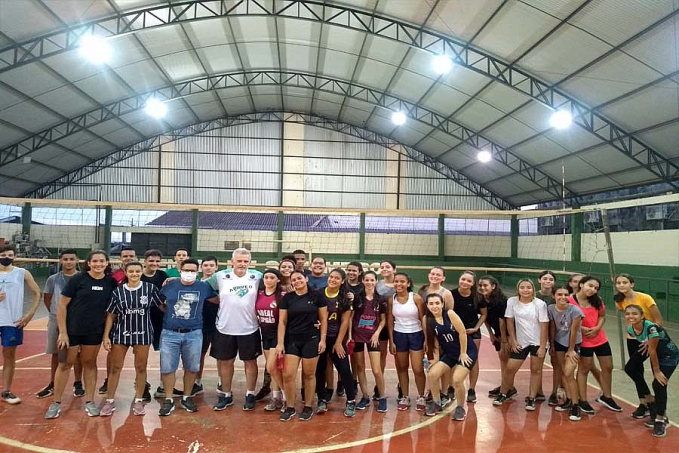Jaqueline Cassol incentiva a prática esportiva em Espigão D'Oeste - News Rondônia
