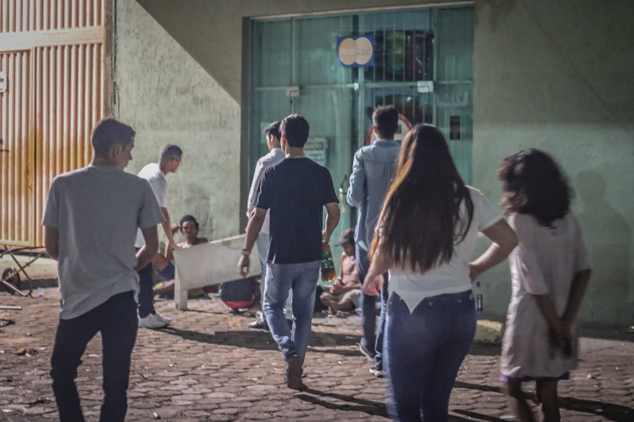 AMIGOS TROCAM FESTAS DE RÉVEILLON POR AÇÃO SOLIDÁRIA EM PORTO VELHO - News Rondônia