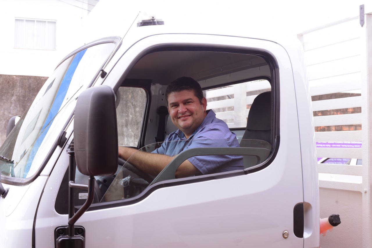 Prefeitura de Rolim de Moura adquire caminhão para agricultura - News Rondônia