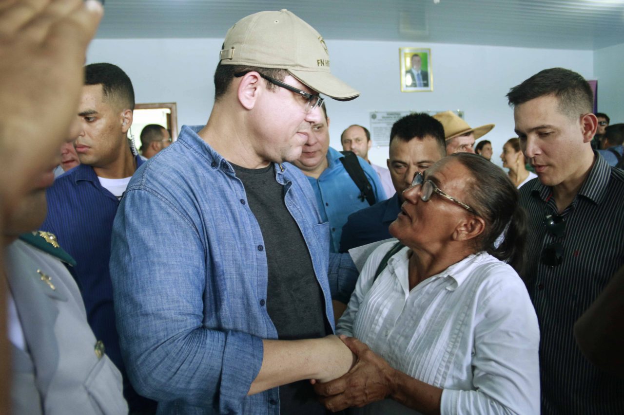 EM HARMONIA COM A ASSEMBLEIA, GOVERNADOR ATENDE MUNICÍPIOS DO CONE SUL E AFIRMA QUE SEU PARTIDO É RONDÔNIA - News Rondônia