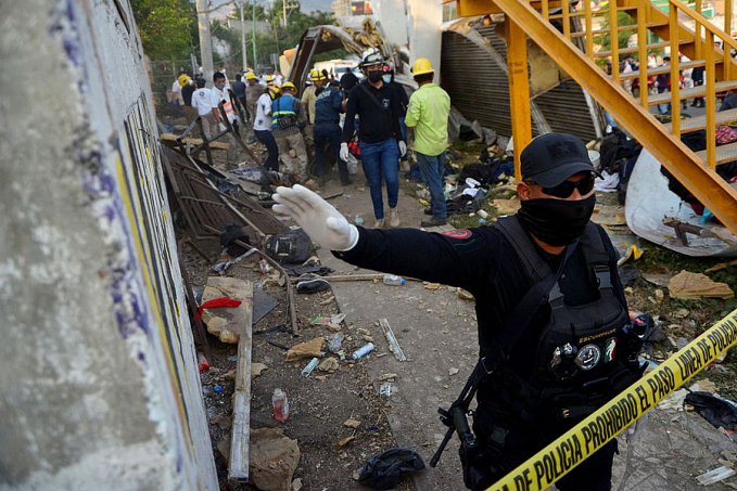 Acidente com caminhão de mercadorias no México deixa 53 mortos - News Rondônia