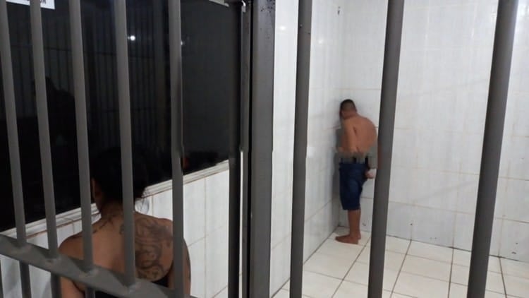 CASA CAIU - Casalzinho do tráfico é preso no Morar Melhor - News Rondônia