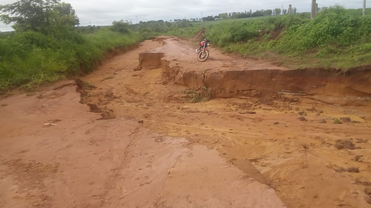 ROLIM DE MOURA: SEMEC SUSPENDE TRANSPORTE ESCOLAR DEVIDO ÀS CHUVAS - News Rondônia