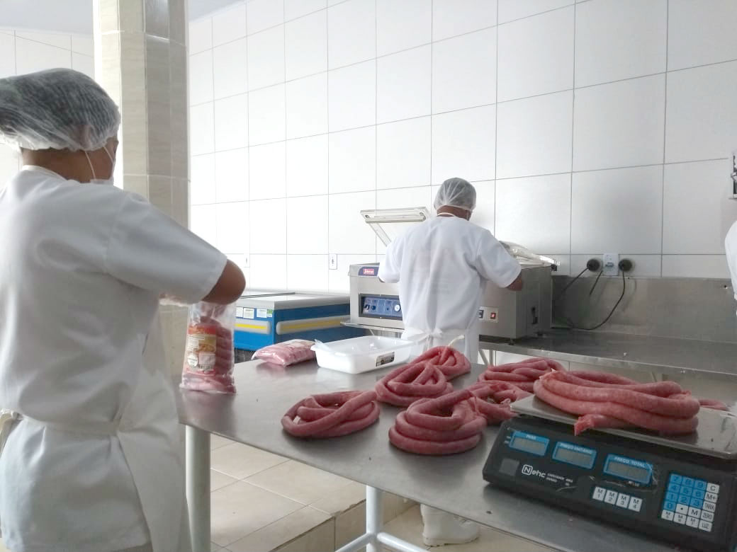 ALIMENTOS: SEMAGRIC MELHORA ESTRUTURA PARA LEGALIZAR INDÚSTRIAS DE TRANSFORMAÇÃO - News Rondônia