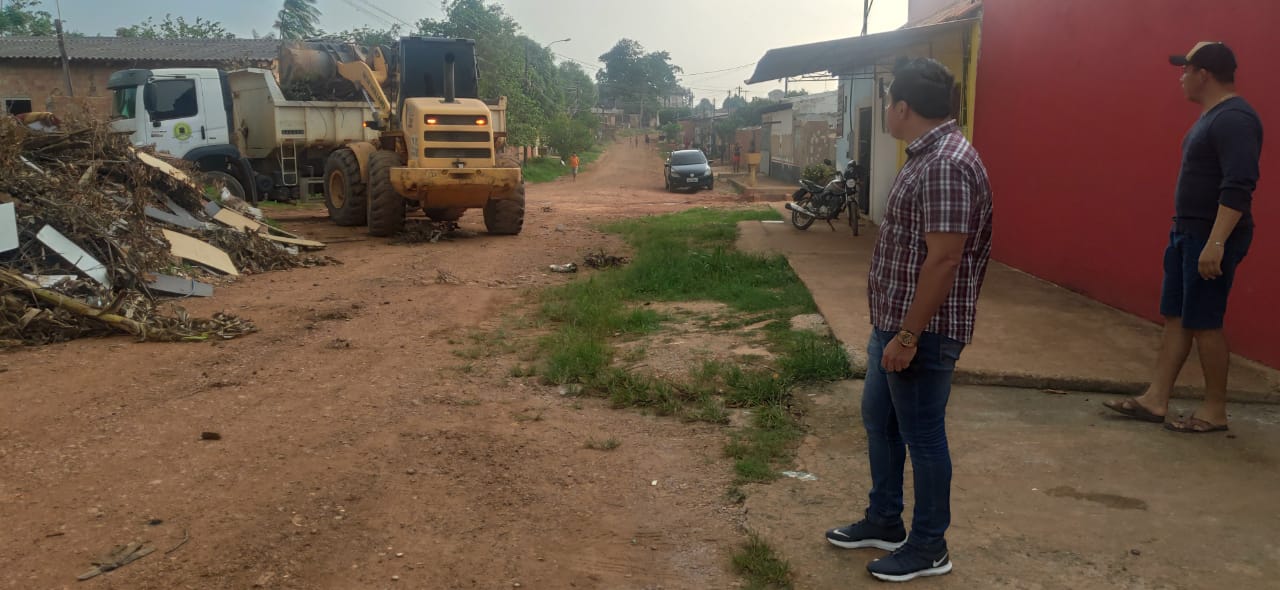 Semob realiza limpeza de rua na zona sul a pedido do vereador Edimilson Dourado - News Rondônia