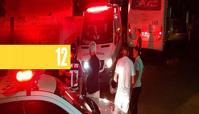 ACIDENTE ENTRE ÔNIBUS E MOTO DEIXA UMA PESSOA FERIDA NO BAIRRO AREIA BRANCA - News Rondônia