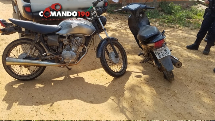 MORADOR ENCONTRA DUAS MOTOCICLETAS ROUBADAS ESCONDIDAS NO MEIO DO MATO, EM JI-PARANÁ - News Rondônia