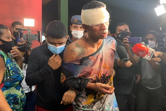 ASSALTO NO BUSÃO - População revoltada aplica corretivo em bandidos - News Rondônia
