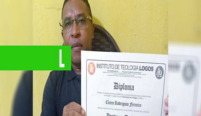 GARI QUE ESTUDOU COM LIVROS DO LIXO AGORA É DOUTOR - News Rondônia