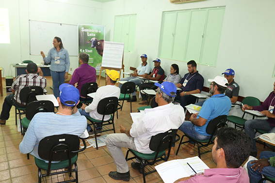 PRODUTORES ENCONTRAM EM SEMINÁRIO IDEIAS PARA AUMENTAR LUCROS E PRODUÇÃO - News Rondônia