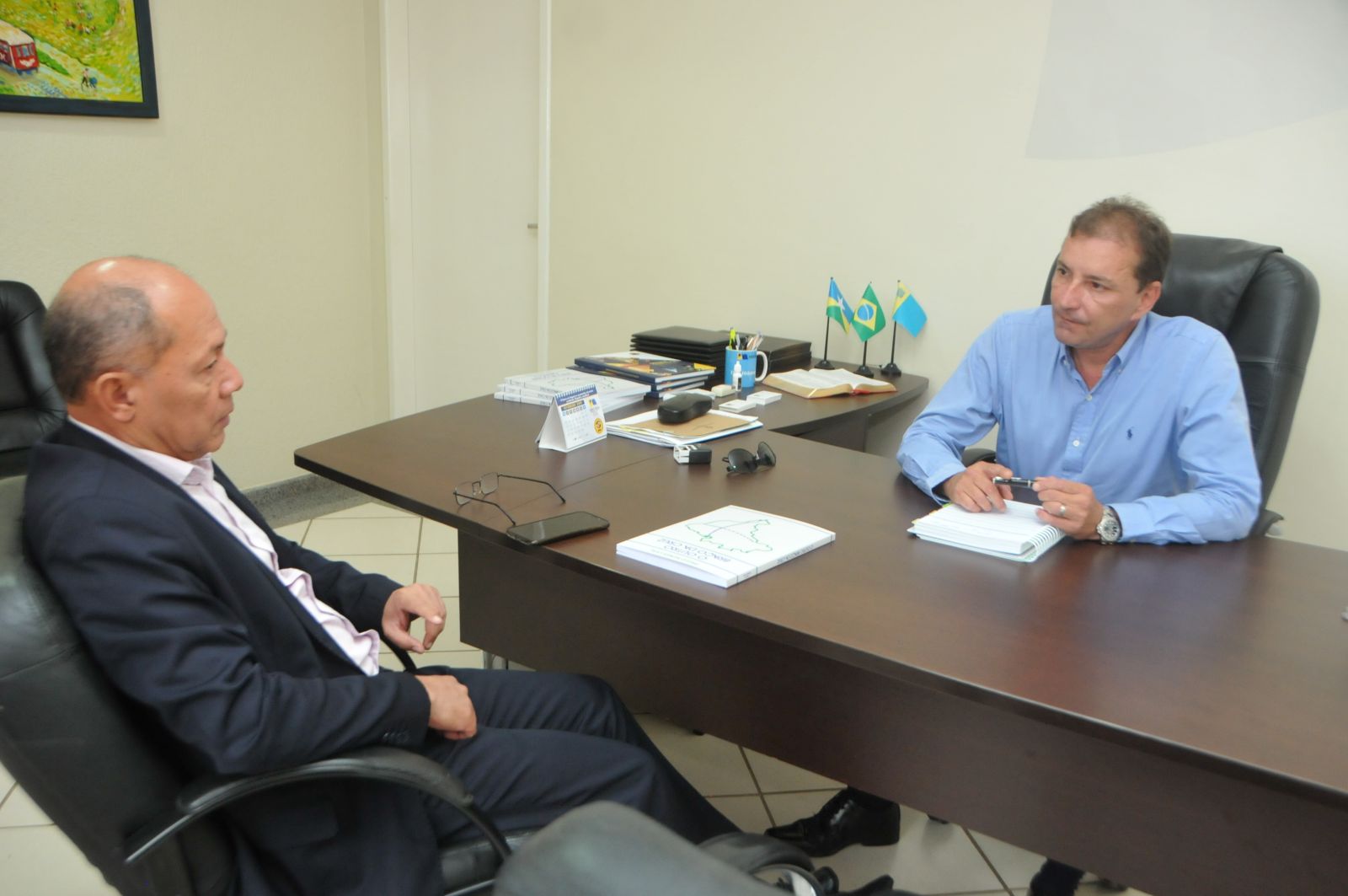 PREFEITO RECEBE DEPUTADOS E VEREADOR NESTA SEGUNDA-FEIRA, 18 - News Rondônia