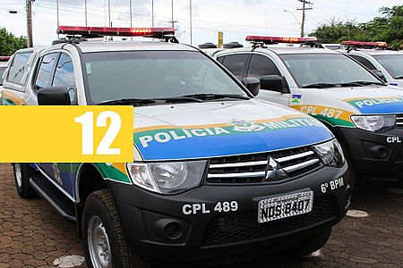 ZONA LESTE: DUPLA COM DROGA É PRESA E AFIRMA QUE NEM NA BASE DA PORRADA ENTREGARIAM O TRAFICANTE - News Rondônia