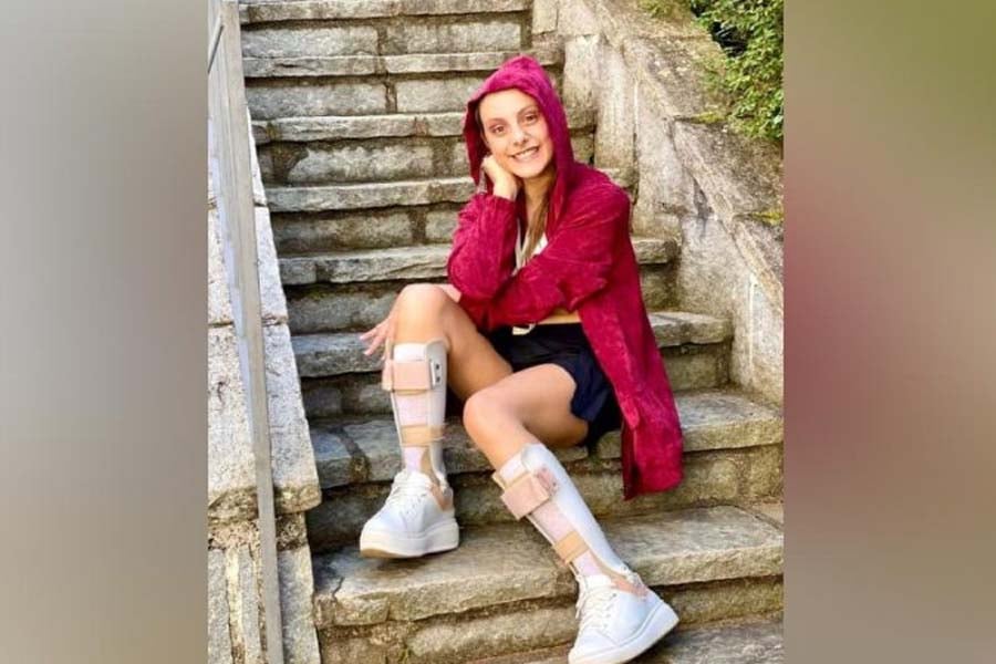 Barrada em escola por ter paralisia cerebral jovem vence e quer ajudar PCD - News Rondônia