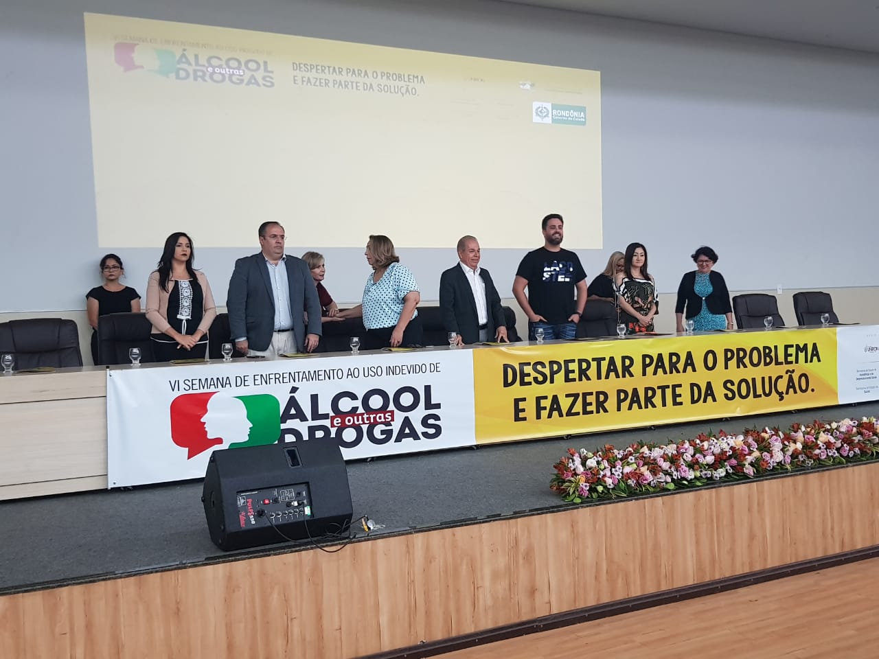 'É PRECISO CUIDAR DA FAMÍLIA PARA SOLUCIONAR PROBLEMAS COM DROGAS', AFIRMA VEREADORA CRISTIANE LOPES - News Rondônia