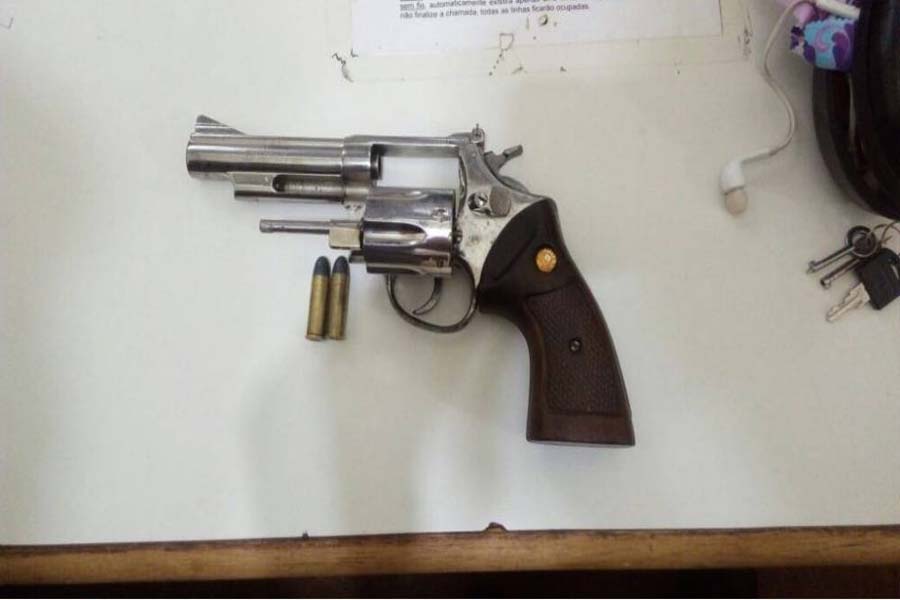 Empresário é preso após mostrar arma e ameaçar mulher que havia se queixado do volume de som em festa - News Rondônia