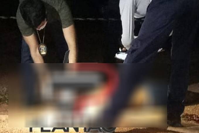 DISCUSSÃO - Homem é executado com golpes de facão por causa de comida - News Rondônia