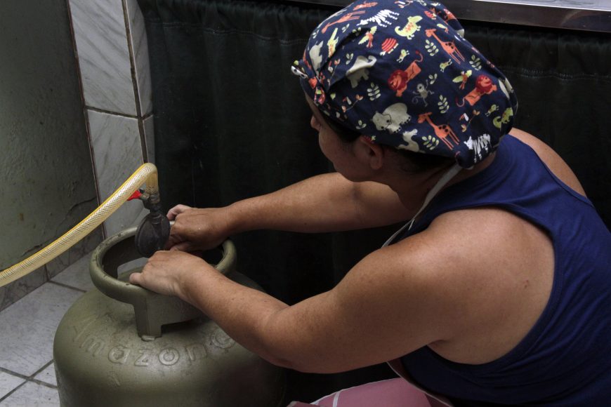 BOTIJAS DE GÁS E PANELAS DE PRESSÃO: CORPO DE BOMBEIROS DÁ DICAS PARA EVITAR ACIDENTES - News Rondônia
