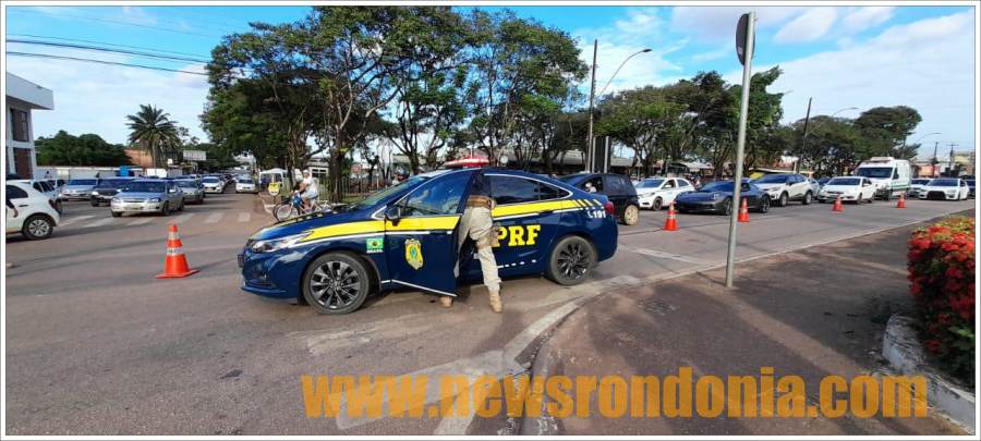 PRF é acionada para atender ocorrência de acidente de trânsito no cruzamento das avenidas Jorge Teixeira e Carlos Gomes na capital - News Rondônia