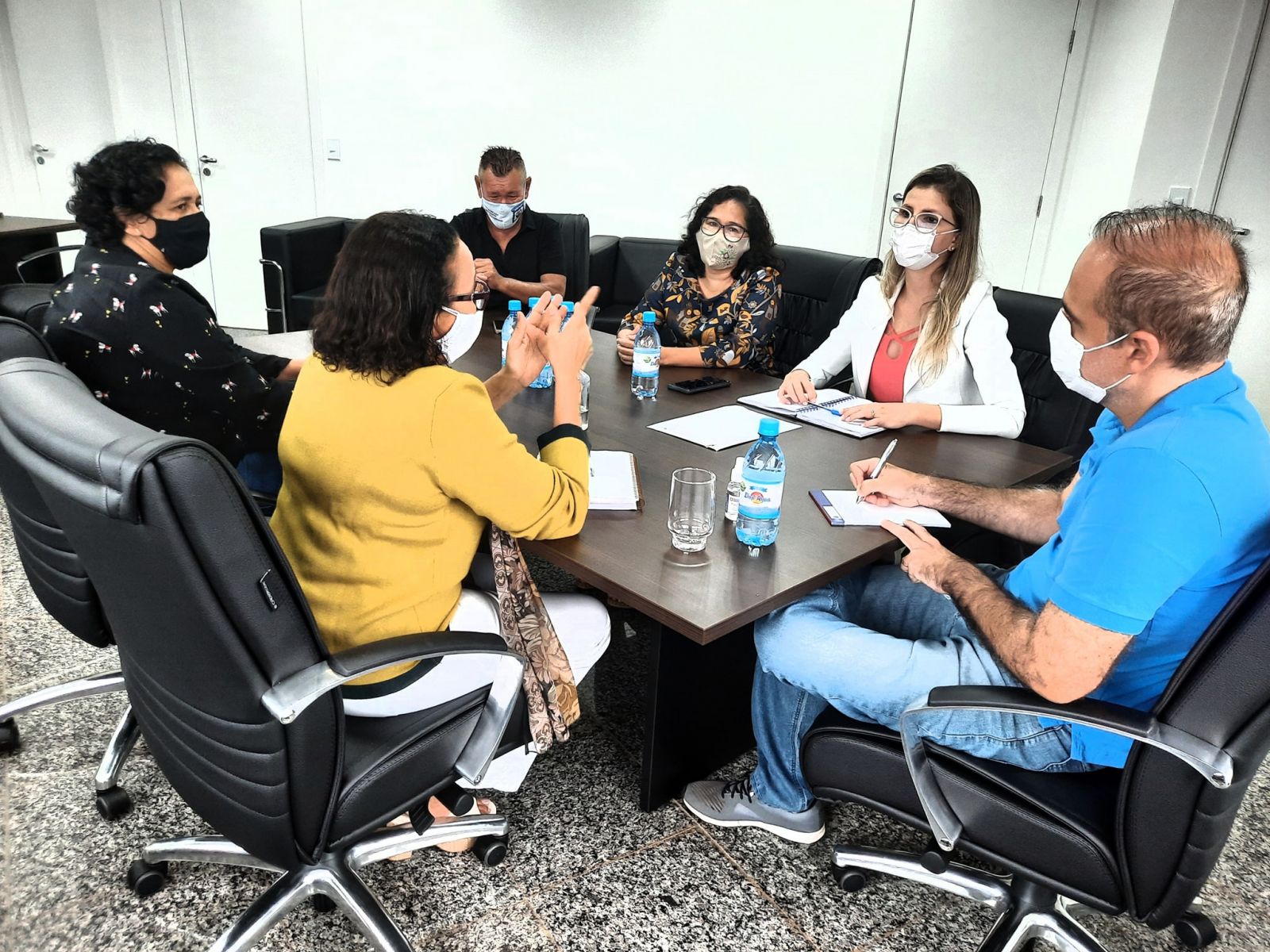 Gabinete do deputado Alan Queiroz é um dos mais procurados por vereadores, secretários e representantes de todos os municípios de Rondônia - News Rondônia