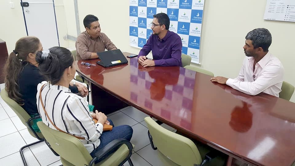DEPUTADO ANDERSON BUSCA SOLUÇÕES NA ELETROBRÁS/RO PARA PROBLEMAS ENFRENTADOS EM NOVA DIMENSÃO E BAIRROS DA CAPITAL - News Rondônia