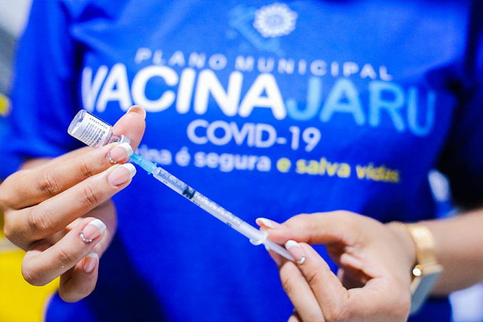 Jaru inicia imunização de pessoas maiores de 50 anos caminhoneiros e trabalhadores de transporte coletivo maiores de 18 também poderão ser vacinados - News Rondônia