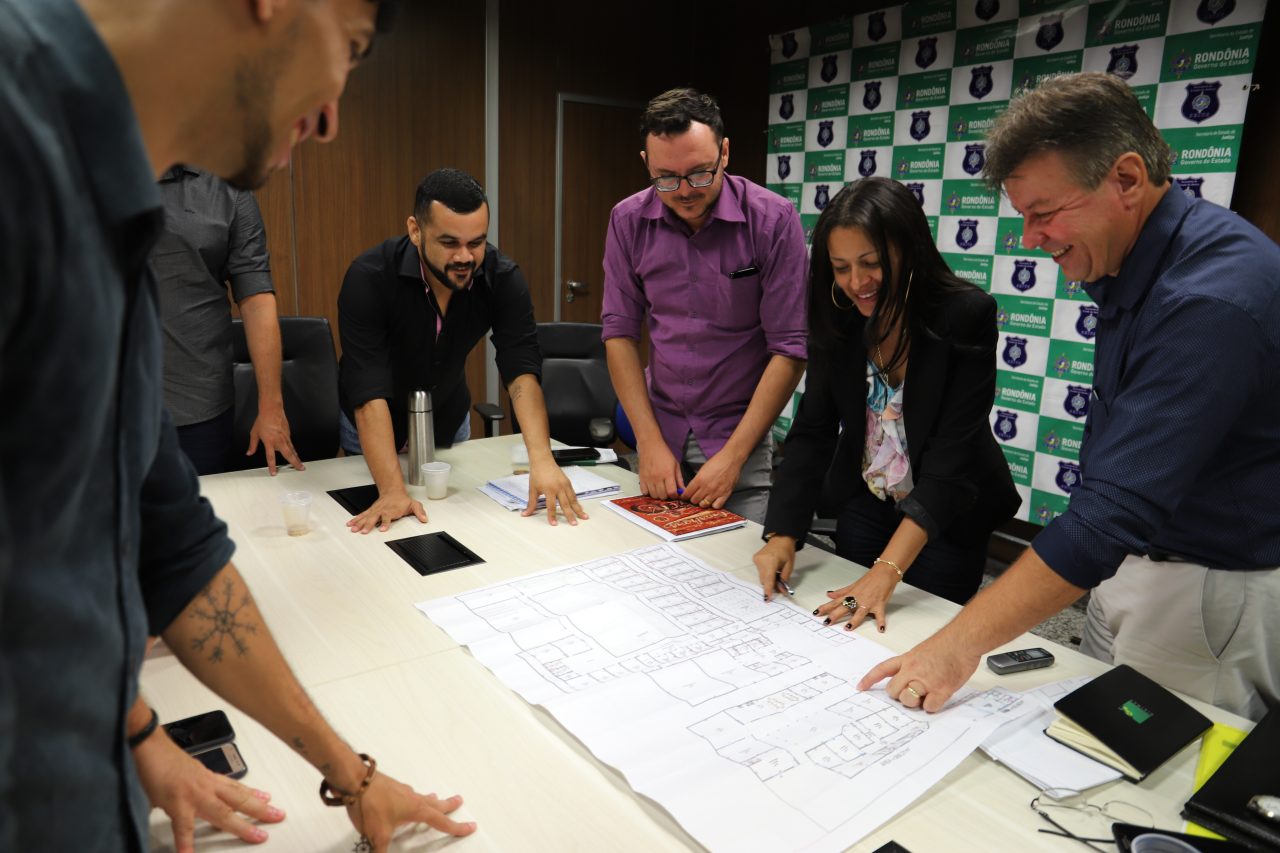 PROJETO DE CONSTRUÇÃO DO CENTRO DE REINTEGRAÇÃO SOCIAL EM ARIQUEMES SERÁ FEITO EM PARCERIA ENTRE SEJUS E DER - News Rondônia