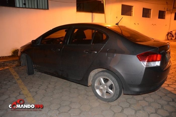 APÓS ROUBO DE CARRO POLÍCIA LOCALIZA E PRENDE SUSPEITO - News Rondônia
