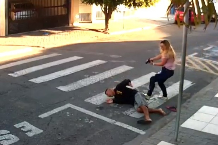 TRE-SP SUSPENDE PROPAGANDA DA CABO KÁTIA MATANDO LADRÃO NA PORTA DE ESCOLA - News Rondônia