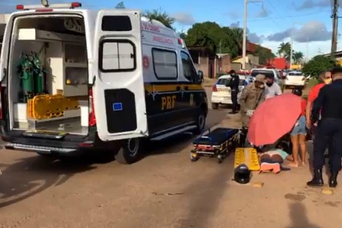 LIVE NEWS: Mulher fica desacordada após taxista avançar avenida na zona leste - News Rondônia