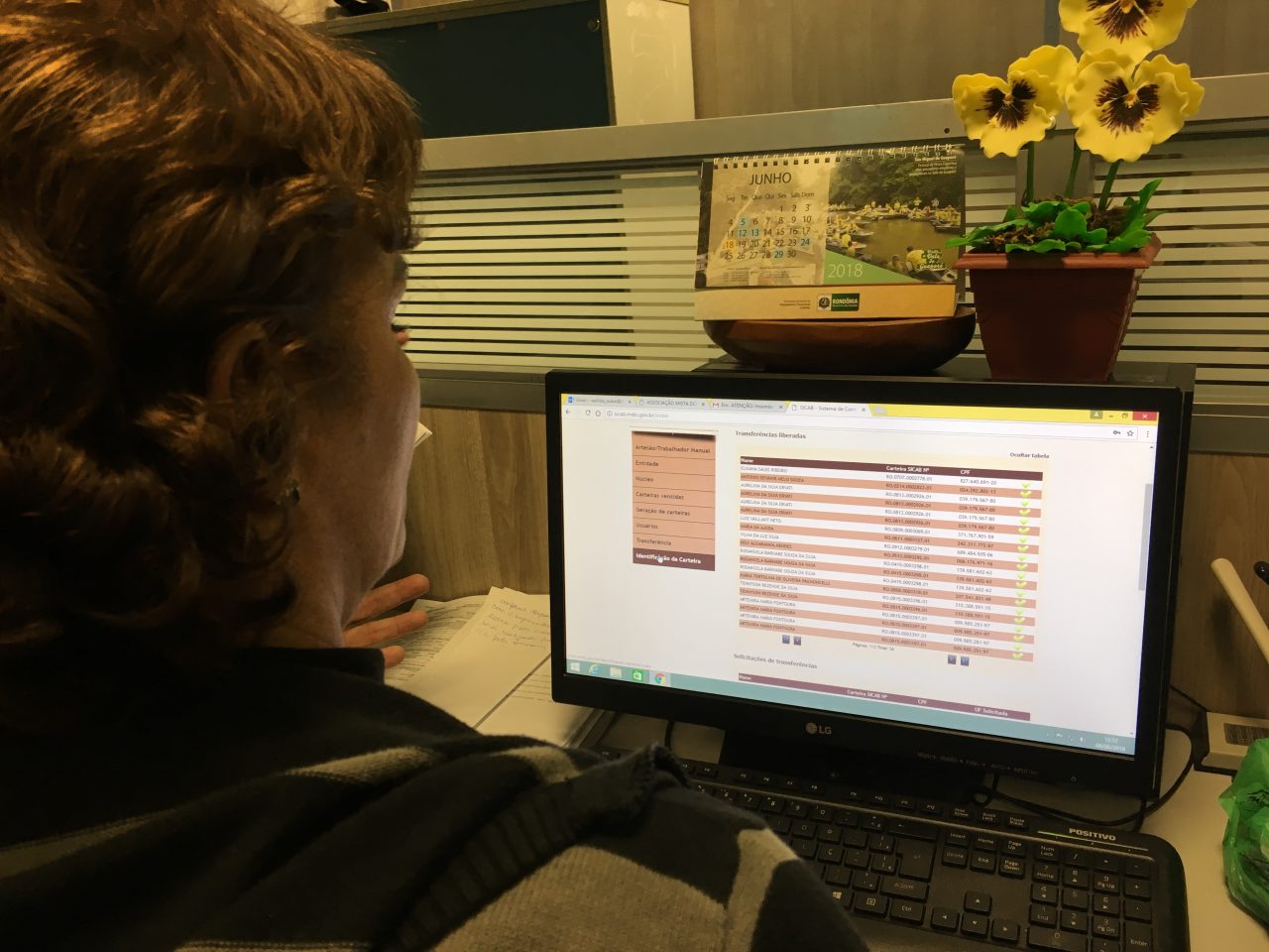 TÉCNICOS DA SUPERINTENDÊNCIA DA JUVENTUDE, CULTURA, ESPORTE E LAZER REALIZAM CADASTRO E MAPEIAM ARTESANATO DE RONDÔNIA - News Rondônia