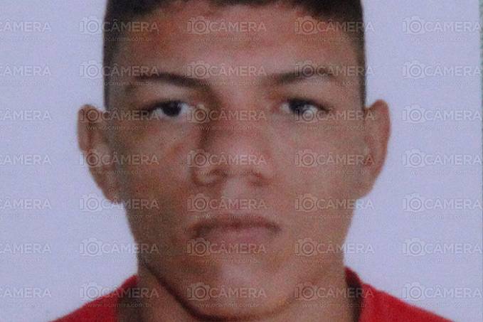 CRIVADO DE BALA - Adolescente é executado com 15 tiros de pistola - News Rondônia