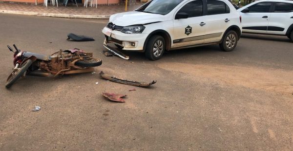 MOTOQUEIRO SOFRE FRATURAS AO COLIDIR COM CARRO NO BELA VISTA EM VILHENA - News Rondônia