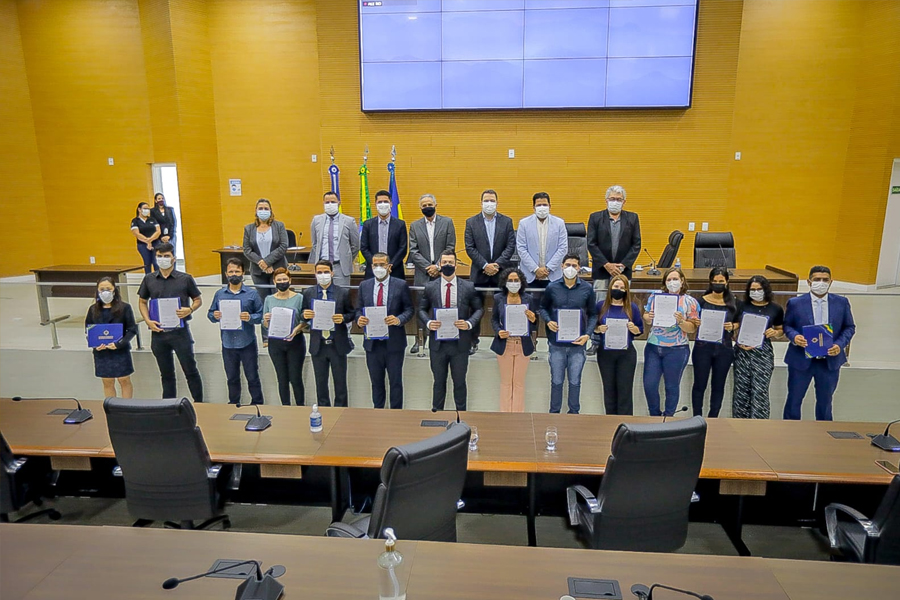 Assembleia Legislativa empossa mais 14 aprovados em concurso público - News Rondônia