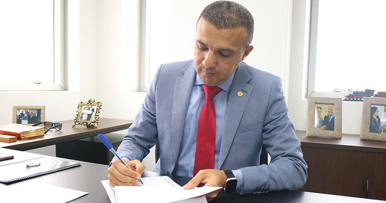 Deputado Alex Silva quer instituir Política Estadual de Reeducação de homens Autores de Violência Doméstica e Familiar contra a mulher - News Rondônia